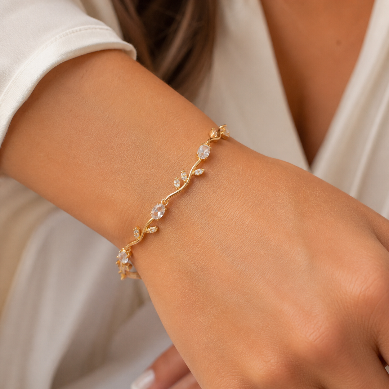 Anti-Tarnish Gold Tulip Crystal Clear Stone Tennis Bracelet