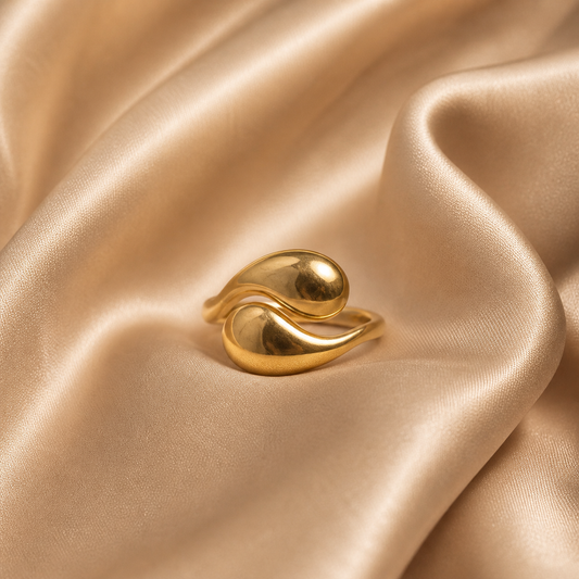 Gold Swirl Dome Statement Ring
