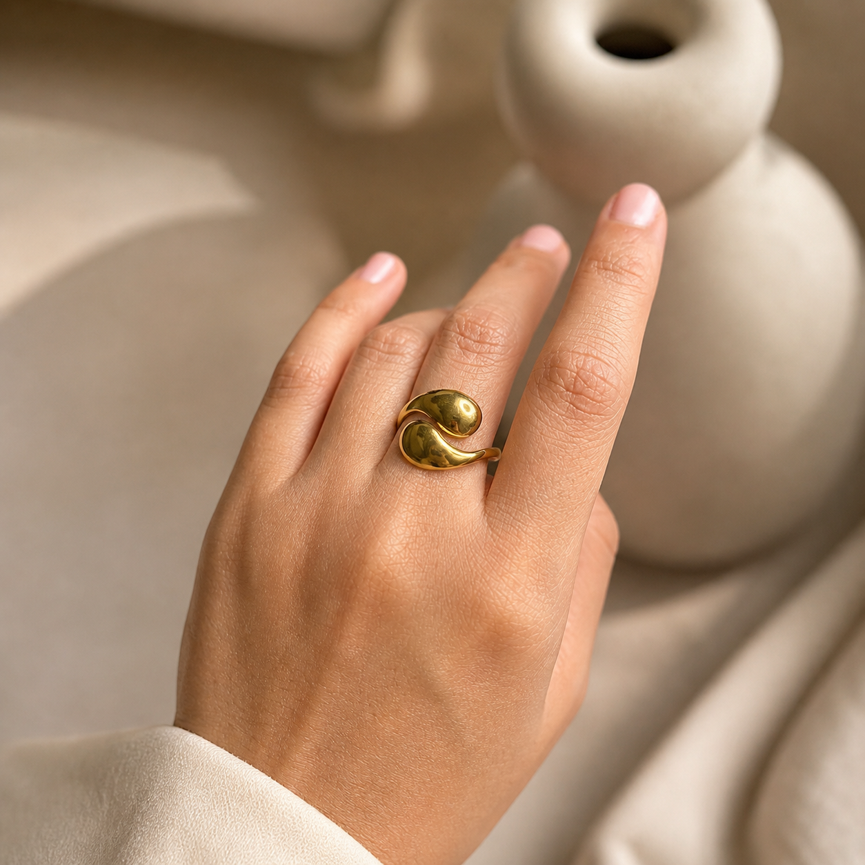 Gold Swirl Dome Statement Ring