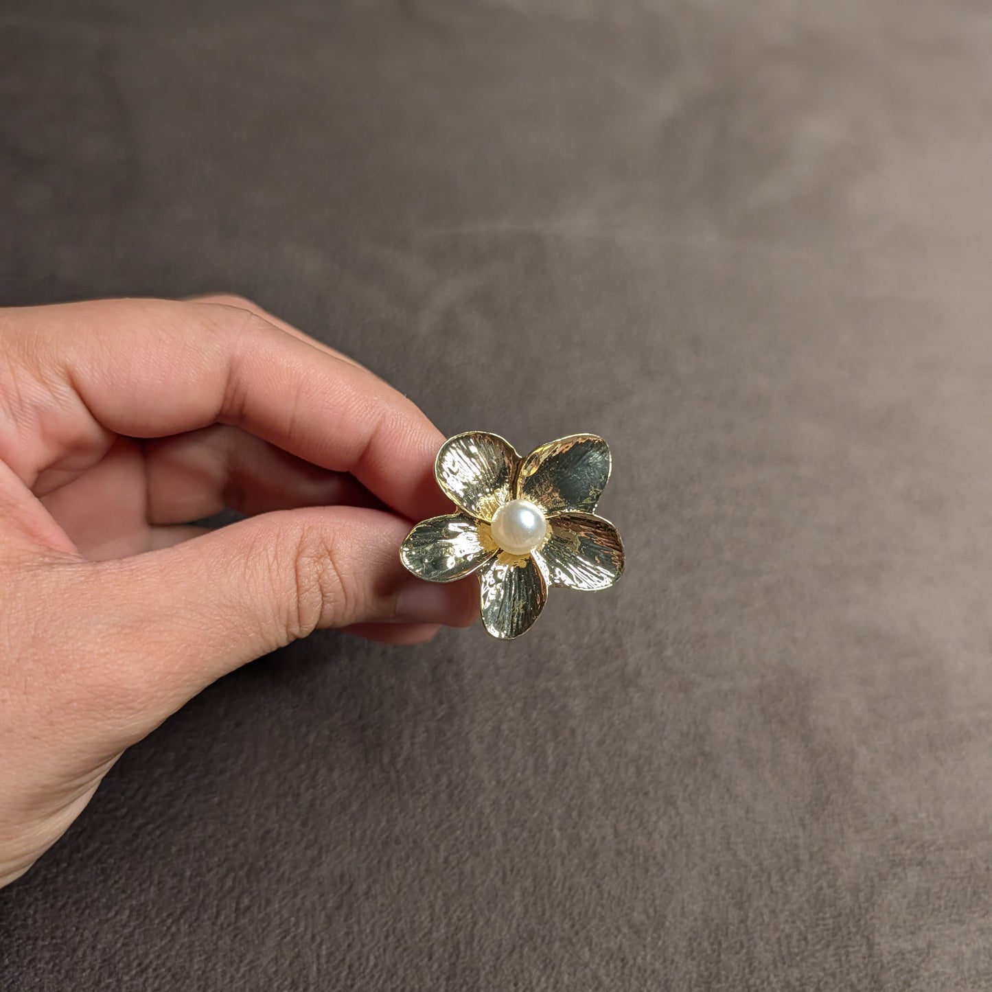 Harshita Safed Moti Ring